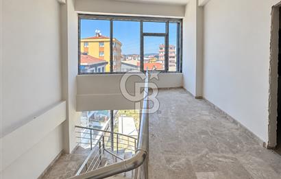 ATAŞEHİR-F.PAŞA / 3500 M2 İSKANLI VE 3 TON YÜK ASANSÖRLÜ PLAZA