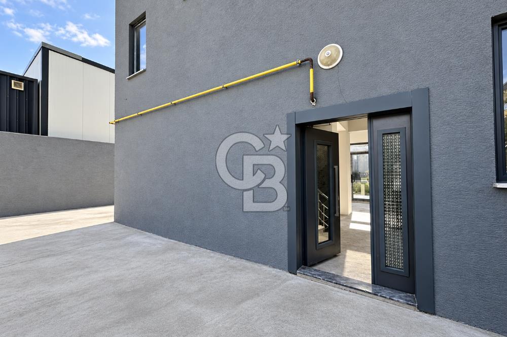 ATAŞEHİR-F.PAŞA / 860 M2 İSKANLI VE 3 TON YÜK ASANSÖRLÜ PLAZA