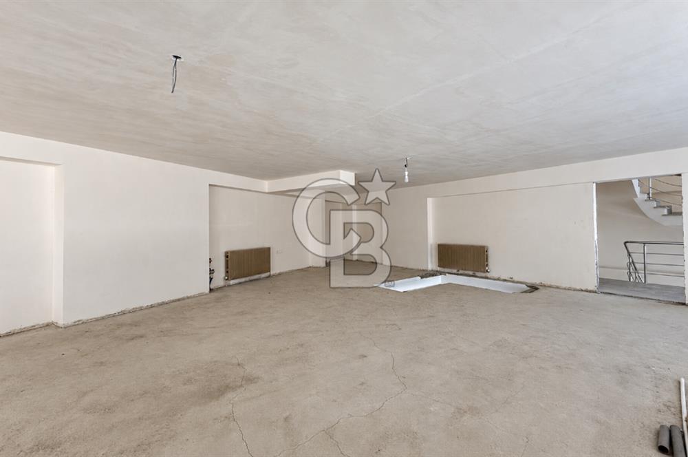 ATAŞEHİR-F.PAŞA / 3500 M2 İSKANLI VE 3 TON YÜK ASANSÖRLÜ PLAZA
