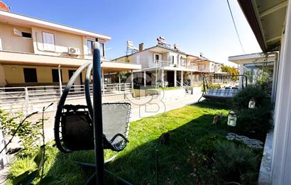 Kuşadası Sahil Sitelerinde Tatil Ruhunu 12 Ay Yaşatan Satılık Villa