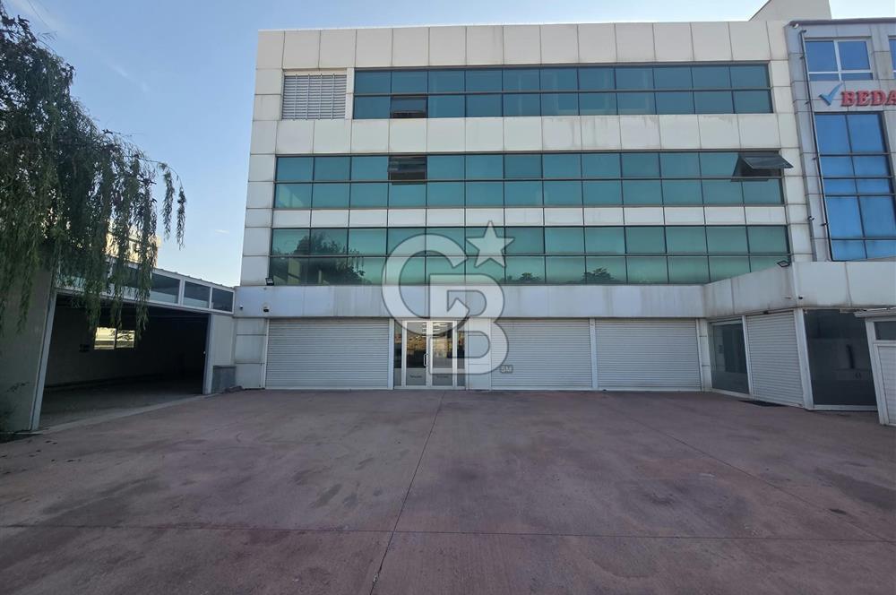 GERSAN SANAYİ SİTESNDE KÖŞE BAŞI 1900 M2 KAPALI ALANLI KÖŞE BİNA