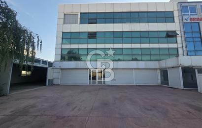 GERSAN SANAYİ SİTESNDE KÖŞE BAŞI 1900 M2 KAPALI ALANLI KÖŞE BİNA