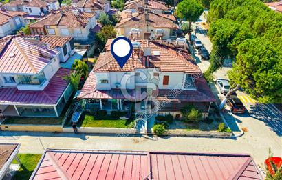 Kuşadası Sahil Sitelerinde Tatil Ruhunu 12 Ay Yaşatan Satılık Villa