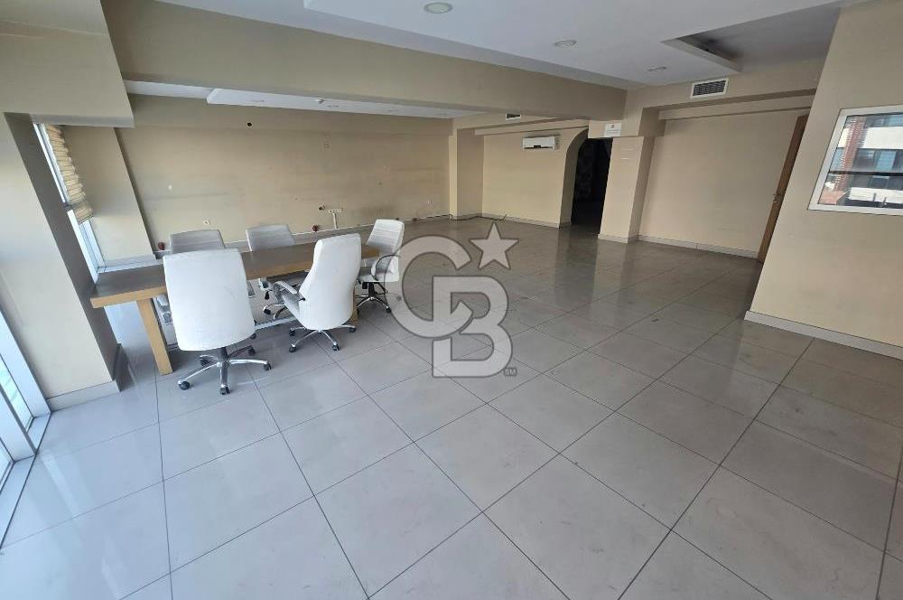 GERSAN SANAYİ SİTESNDE KÖŞE BAŞI 1900 M2 KAPALI ALANLI KÖŞE BİNA