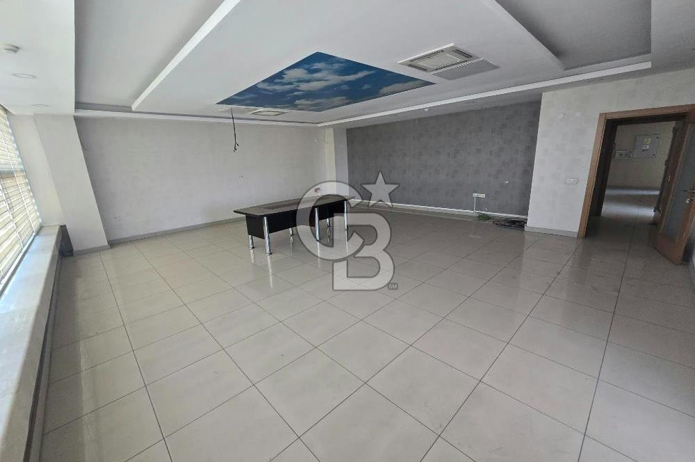 GERSAN SANAYİ SİTESNDE KÖŞE BAŞI 1900 M2 KAPALI ALANLI KÖŞE BİNA