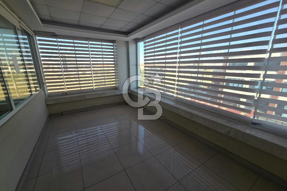 GERSAN SANAYİ SİTESNDE KÖŞE BAŞI 1900 M2 KAPALI ALANLI KÖŞE BİNA