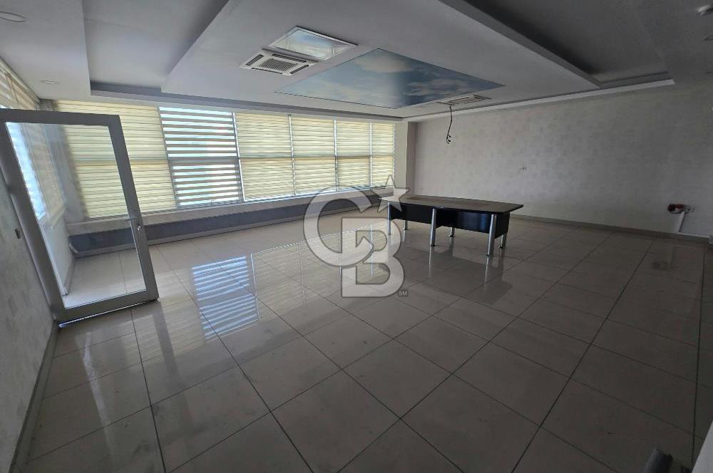 GERSAN SANAYİ SİTESNDE KÖŞE BAŞI 1900 M2 KAPALI ALANLI KÖŞE BİNA