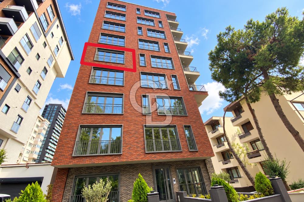 BAĞDAT CADDESİNE 2. BİNADA ÇİFTEHAVUZLARDA 2+1 DAİRE 75 M2