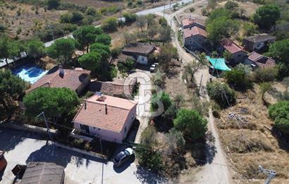 EZİNE ÜSKÜFÇÜ KÖYÜNDE BAHÇELİ SATILIK MÜSTAKİL EV