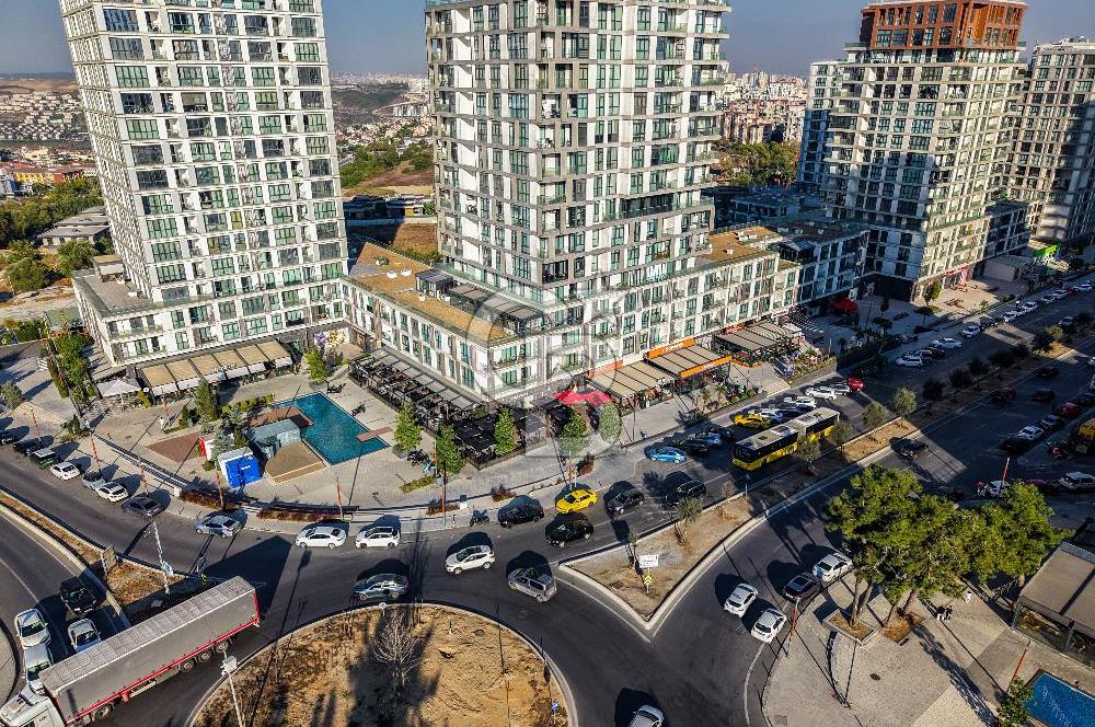 Fırsat Cadde Dükkanı Depolu Yüksek Tavanlı Bahçeşehir Akzirve Strada 2