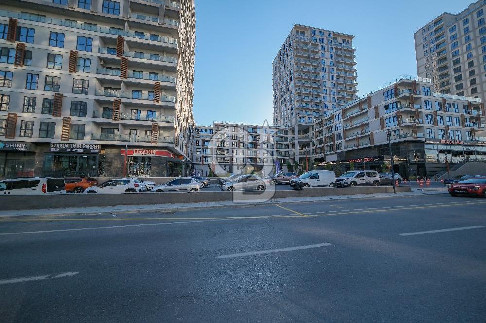 Fırsat Cadde Dükkanı Depolu Yüksek Tavanlı  Bahçeşehir Akzirve Strada 2