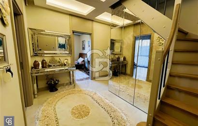 Kemerburgaz'da 4+1 Doğa Manzaralı Satılık Çatı Dubleks Daire