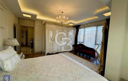 Kemerburgaz'da 4+1 Doğa Manzaralı Satılık Çatı Dubleks Daire