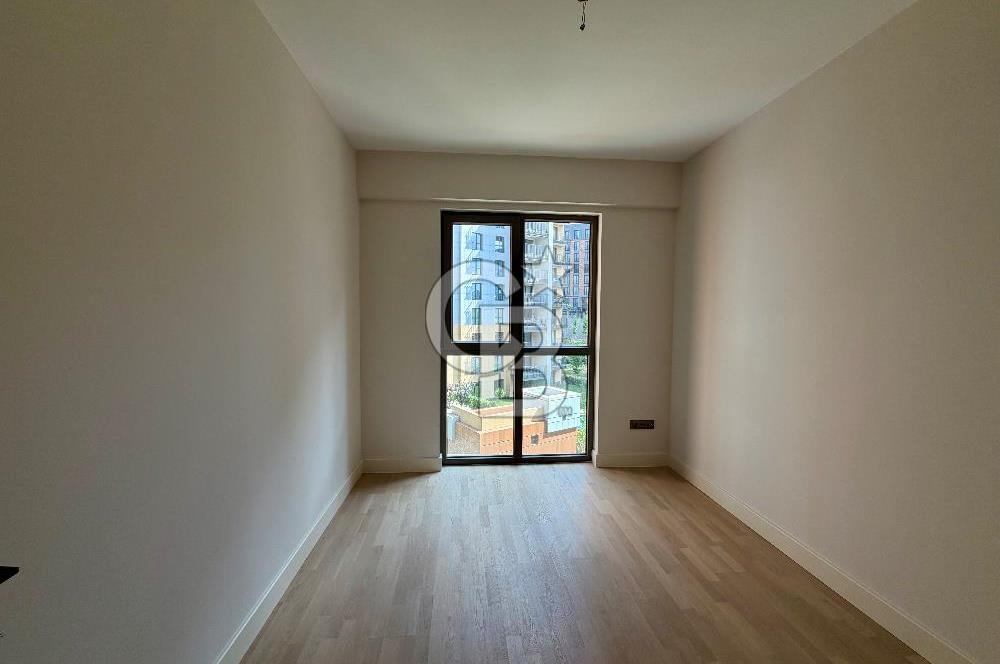 FİNANS ŞEHİR MERKEZİNDE SİNPAŞ KORU AURA SİTESİNDE PEYZAJ MANZARALI 3+1