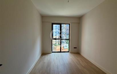 FİNANS ŞEHİR MERKEZİNDE SİNPAŞ KORU AURA SİTESİNDE PEYZAJ MANZARALI 3+1