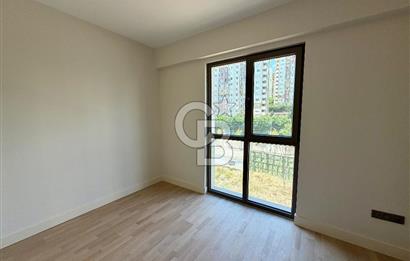 FİNANS ŞEHİR MERKEZİNDE SİNPAŞ KORU AURA SİTESİNDE PEYZAJ MANZARALI 3+1