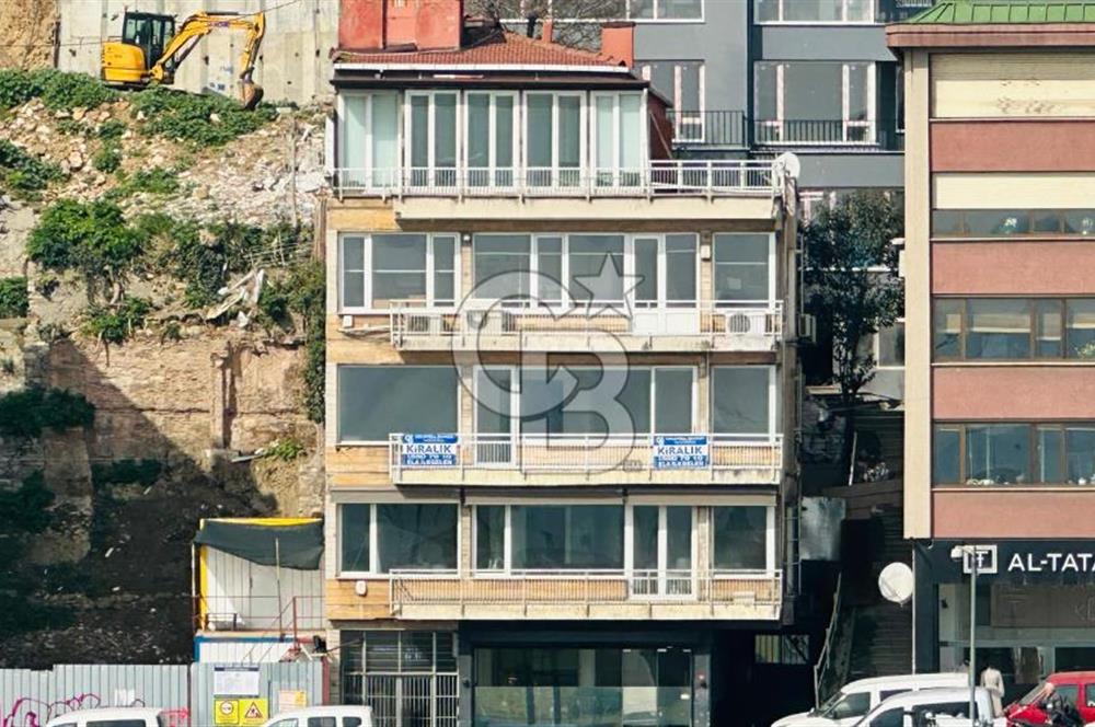 KABATAŞ, SETÜSTÜ'NDE DENİZ MANZARALI OFİS DAİRESİ