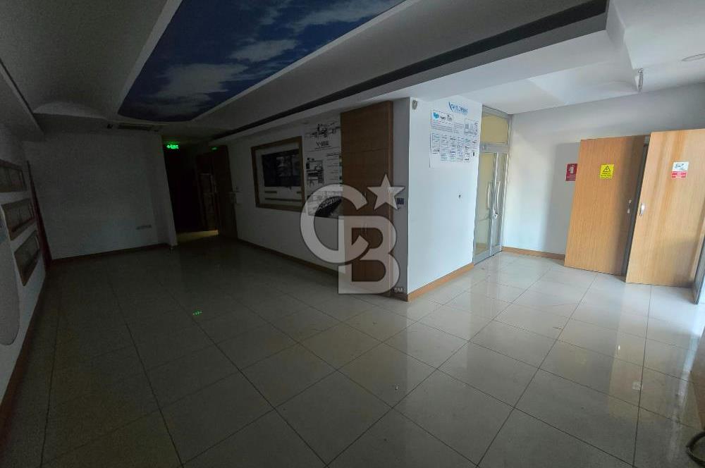 GERSAN SANAYİ SİTESNDE KÖŞE BAŞI 1900 M2 KAPALI ALANLI KÖŞE BİNA
