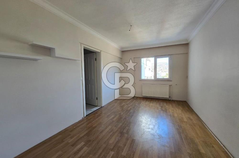 İzmir Çiğli Ataşehir'de Kiralık Geniş 3+1 Daire