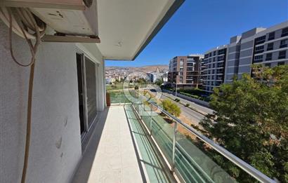 İzmir Çiğli Ataşehir'de Kiralık Geniş 3+1 Daire