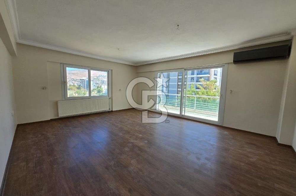İzmir Çiğli Ataşehir'de Kiralık Geniş 3+1 Daire