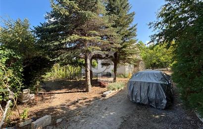 GÖLBAŞI BALLIKPINAR'DA BAHÇEKENT SİTESİNDE SATILIK VİLLA