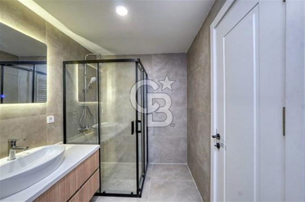 BOSTANLININ  EN NEZİH LOKASYONUNDA KOMPLE YENİLENMİŞ 3+1 SATILIK DAİRE  