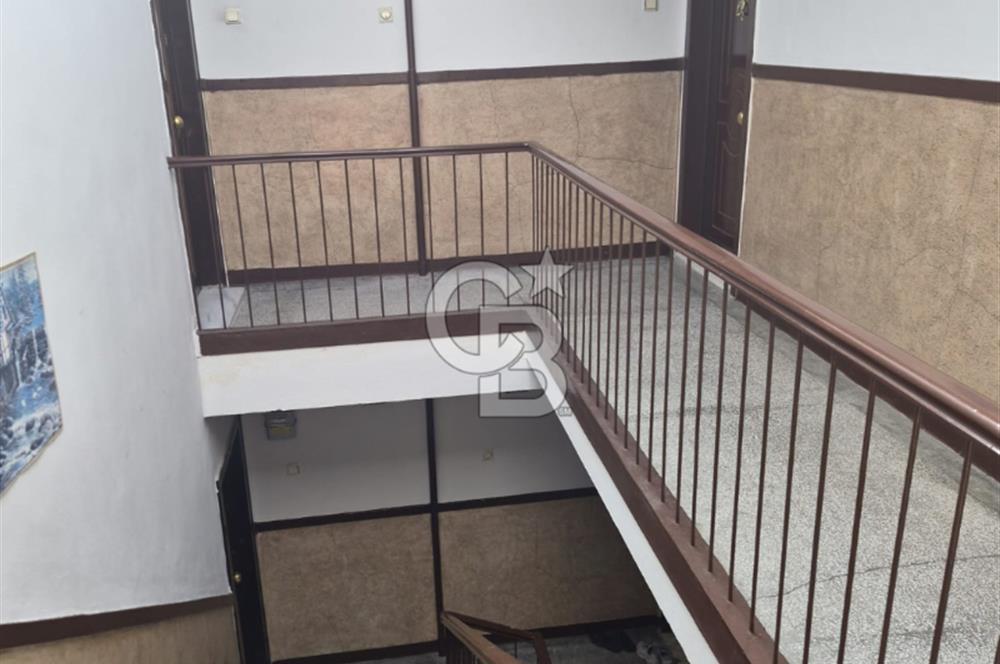 Aşağıeğlence Gen. Tevfik Sağlam Cad. 3+1 katta Boş Kiralık Daire