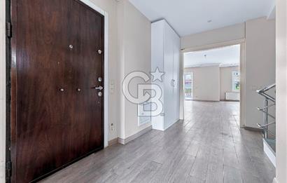 Zekeriyaköy Arıköy Sitesinde Satılık Forleks Köşe Villa