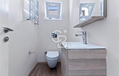 Zekeriyaköy Arıköy Sitesinde Satılık Forleks Köşe Villa