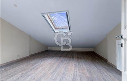 Zekeriyaköy Arıköy Sitesinde Satılık Forleks Köşe Villa