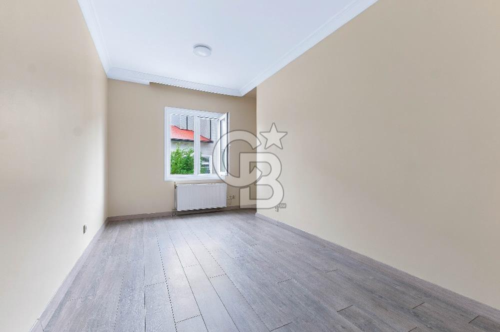 Zekeriyaköy Arıköy Sitesinde Satılık Forleks Köşe Villa