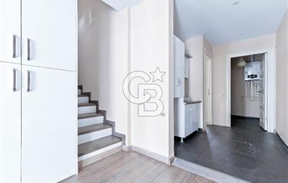 Zekeriyaköy Arıköy Sitesinde Satılık Forleks Köşe Villa