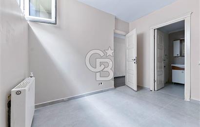 Zekeriyaköy Arıköy Sitesinde Satılık Forleks Köşe Villa