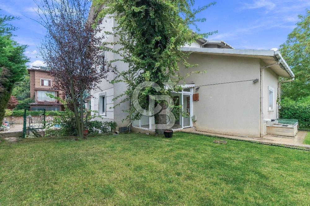 Zekeriyaköy Arıköy Sitesinde Satılık Forleks Köşe Villa