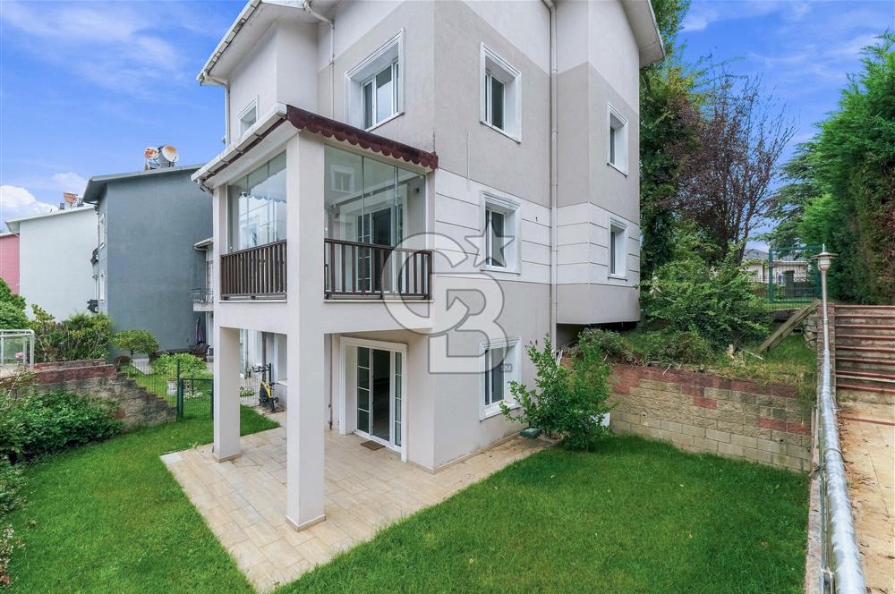 Zekeriyaköy Arıköy Sitesinde Satılık Forleks Köşe Villa