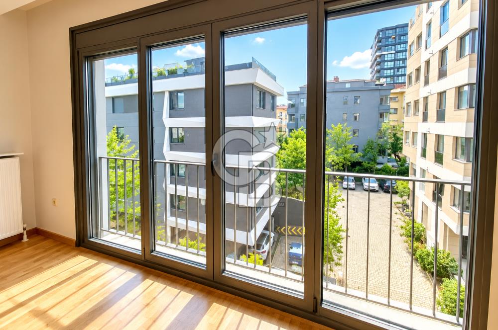 BAĞDAT CADDESİNE 2. BİNADA ÇİFTEHAVUZLARDA 2+1 DAİRE 75 M2