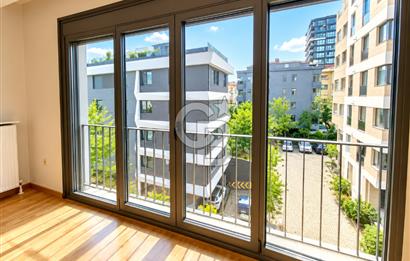 BAĞDAT CADDESİNE 2. BİNADA ÇİFTEHAVUZLARDA 2+1 DAİRE 75 M2
