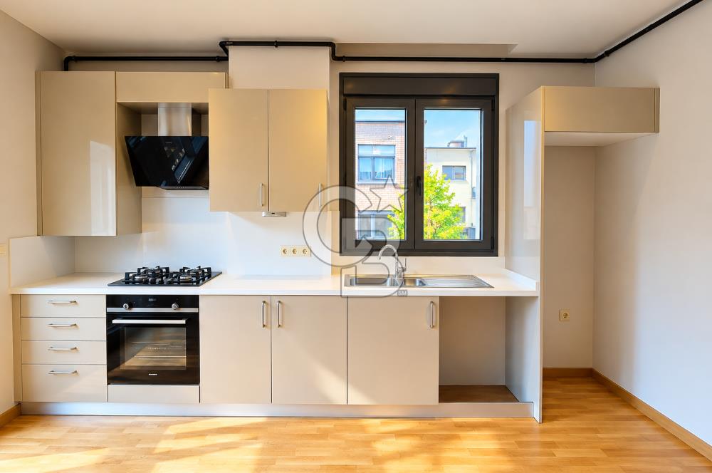 BAĞDAT CADDESİNE 2. BİNADA ÇİFTEHAVUZLARDA 2+1 DAİRE 75 M2