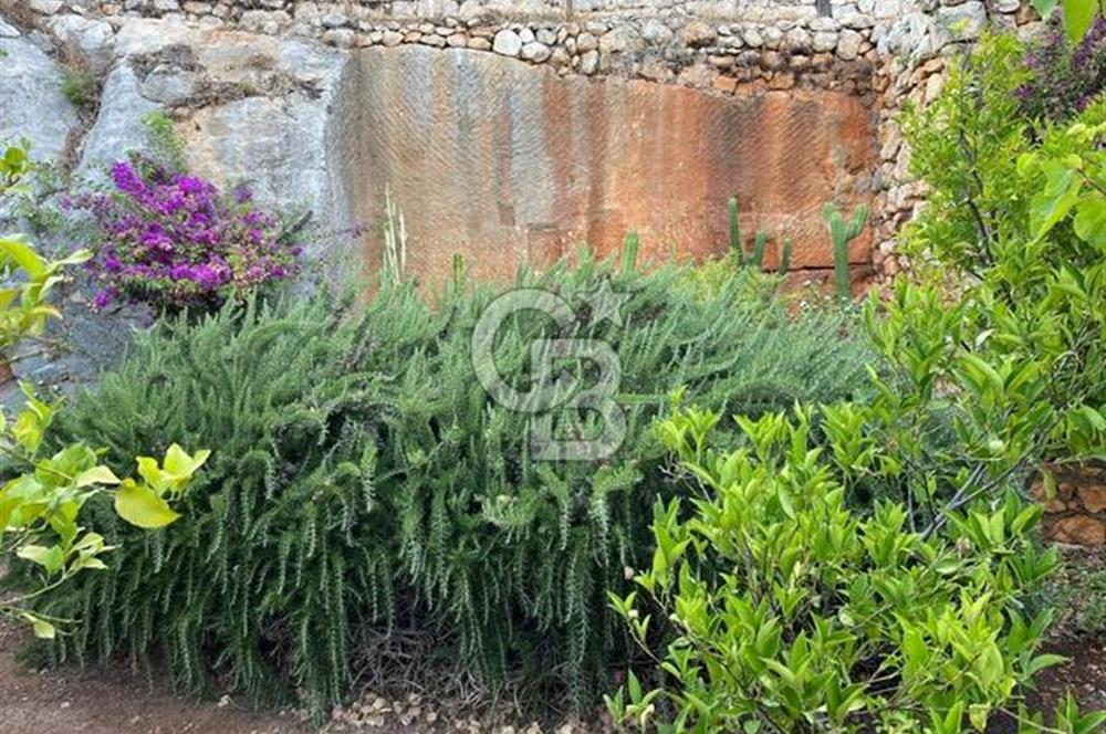 Bir LİKYA Rüyası Kaleköy'de 360° Manzaralı Taş Ev ve Geniş Arsa