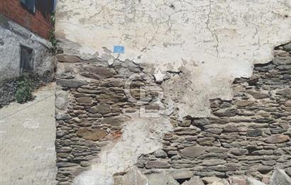 İzmir Bayındır Önü Açık Satılık Müstakil Ev ve Arsa