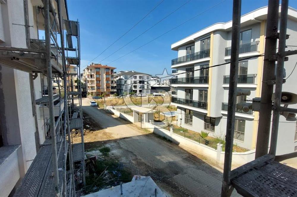 YALOVA ÇİFTLİKKÖY ÇİFTLİK MAHALLESİNDE YENİ BİNADA BALKONLU 1+1