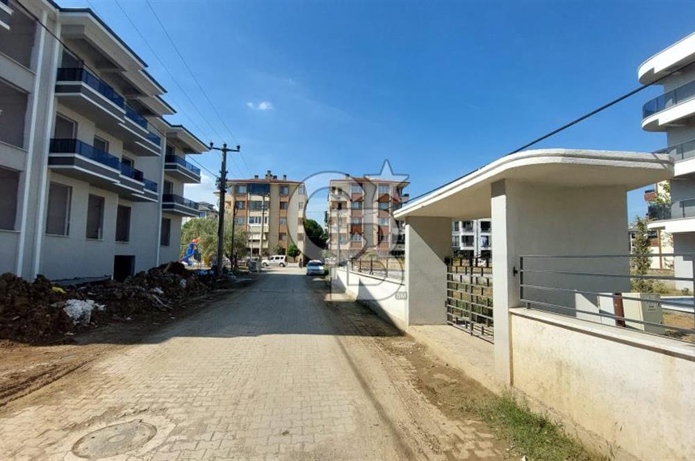 YALOVA ÇİFTLİKKÖY ÇİFTLİK MAHALLESİNDE YENİ BİNADA BALKONLU 1+1