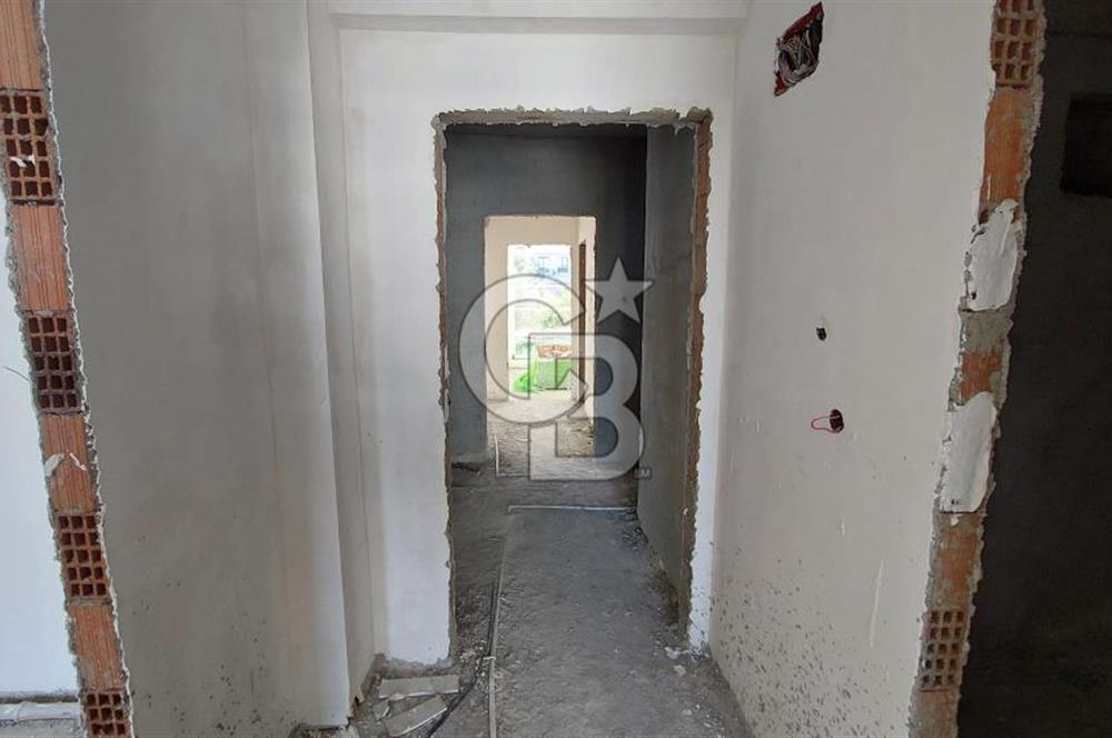 YALOVA ÇİFTLİKKÖY ÇİFTLİK MAHALLESİNDE YENİ BİNADA BALKONLU 1+1