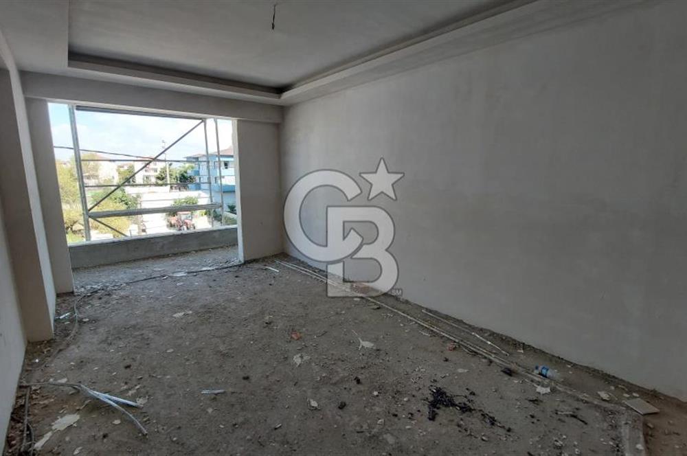 YALOVA ÇİFTLİKKÖY ÇİFTLİK MAHALLESİNDE YENİ BİNADA BALKONLU 1+1