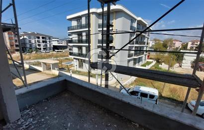 YALOVA ÇİFTLİKKÖY ÇİFTLİK MAHALLESİNDE YENİ BİNADA BALKONLU 1+1