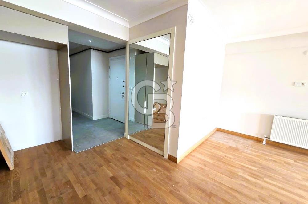 KARŞIYAKA SAHİLDE MUHTEŞEM LOKASYON 3+1 SATILIK YALI DAİRESİ...