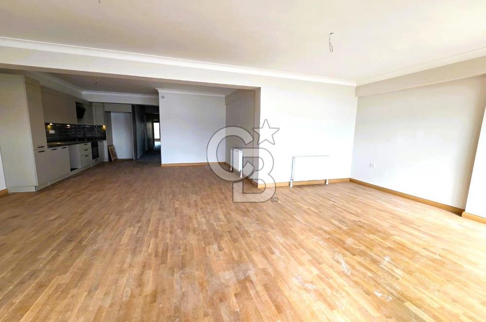 KARŞIYAKA SAHİLDE MUHTEŞEM LOKASYON 3+1 SATILIK YALI DAİRESİ...