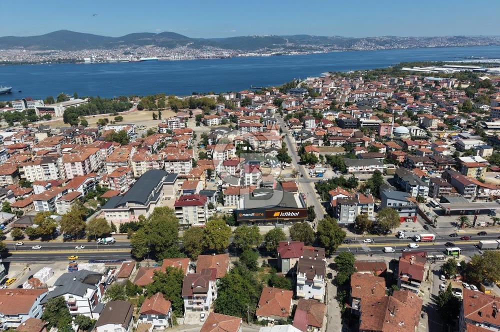 GÖLCÜK'TE D130 CEPHELİ 474 M² TİCARİ ARSA | 1.40 EMSAL | 3 KAT