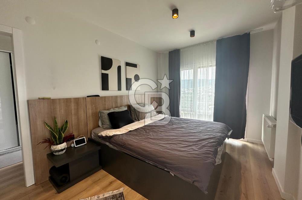 Güzelbahçe de Güvenlikli Site İçerisinde Deniz Manzaralı Villa